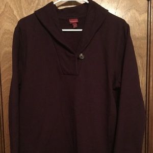 Long sleeve burgundy pullover